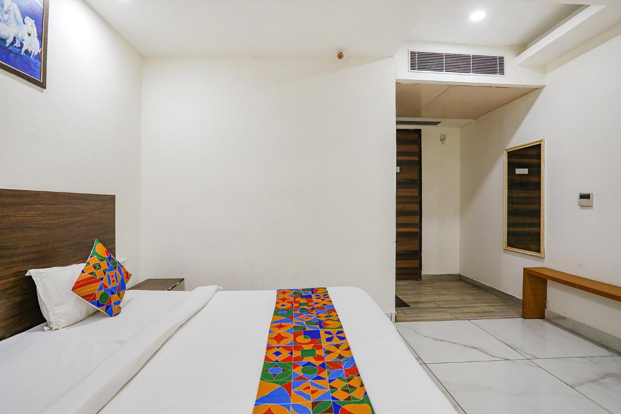 גאזיאבאד Fabhotel Kinsfolk מראה חיצוני תמונה